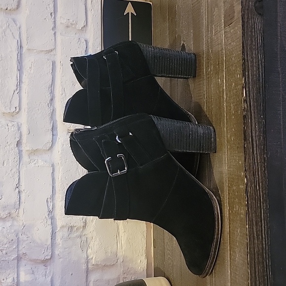 Womens suede boots - Picture 3 of 4